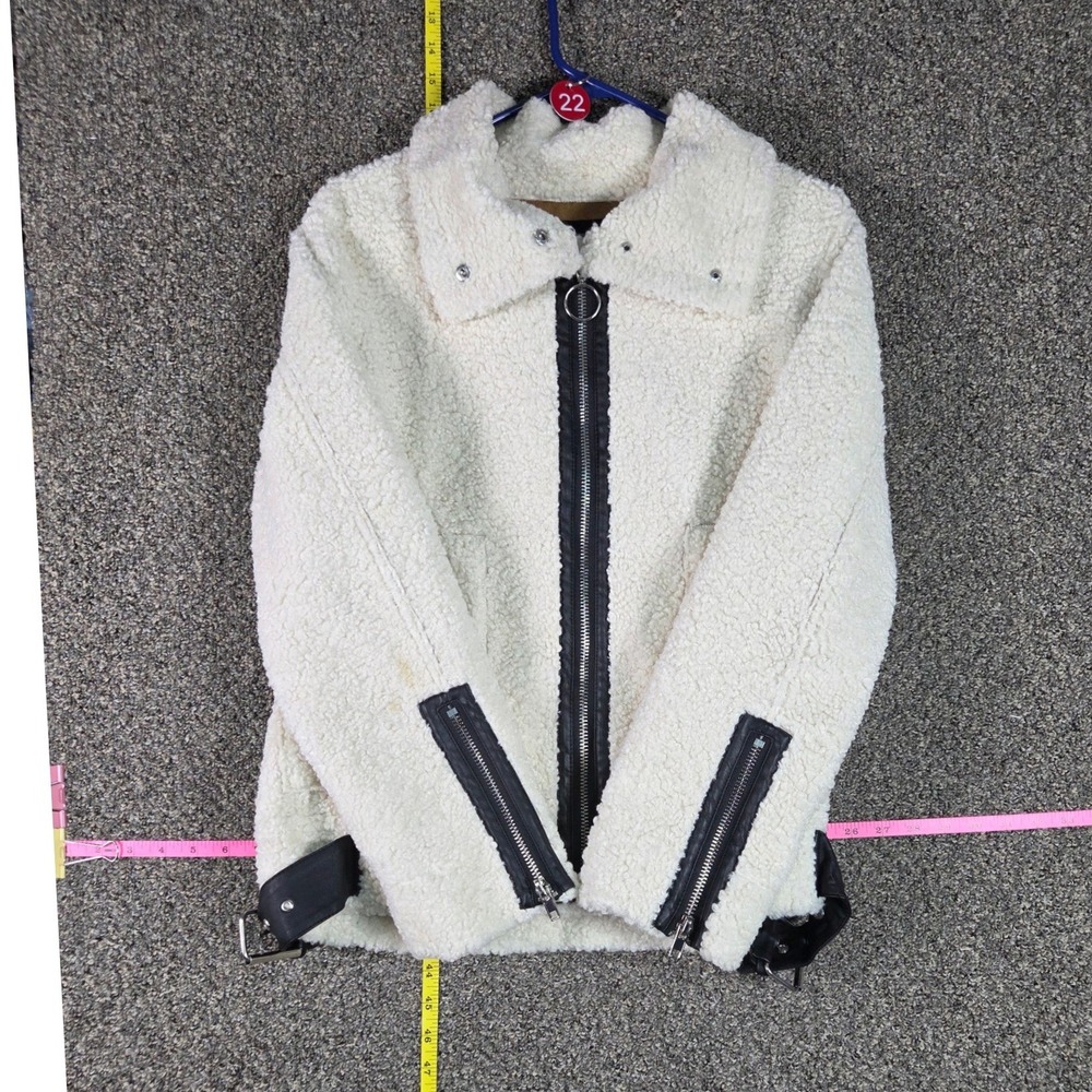 Forever 21 Moto Jacket Womens Small Cream Faux Shearling Borg Belted NWT